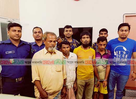 মধ্য রাতে অভিযান: অবৈধভাবে পাহাড় কাটায় আটক ৪