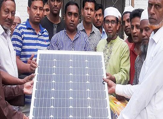 লক্ষ্মীপুরে সৌর বিদ্যুতের সুবিধা পেল ৫৮টি পরিবার