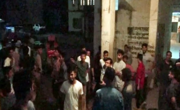 লক্ষ্মীপুরে ছাত্রলীগের দু’গ্রুপের মারামারি, আহত ৬