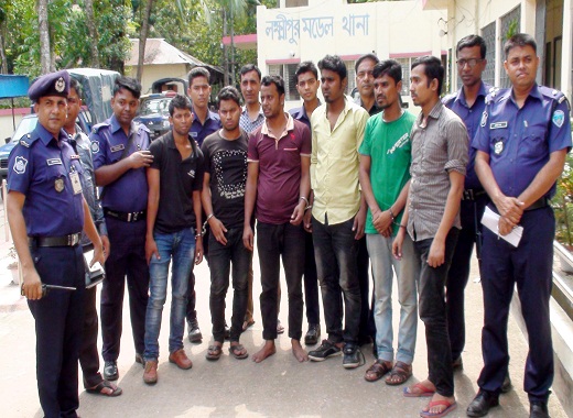 লক্ষ্মীপুর গ্রামীণ টাওয়ারের মালামাল চুরিকালে ৬জন আটক