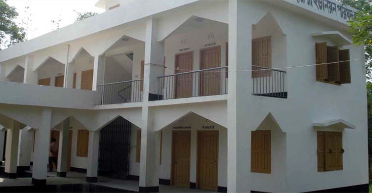 জুতা বাঁচাতে চেয়ারম্যান রনির কাছে আবেদন