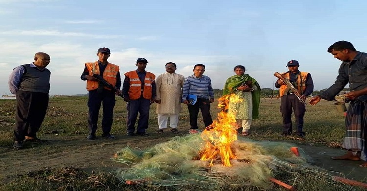 রায়পুরে ২০ হাজার মিটার কারেন্ট জাল পুড়িয়ে ধ্বংস