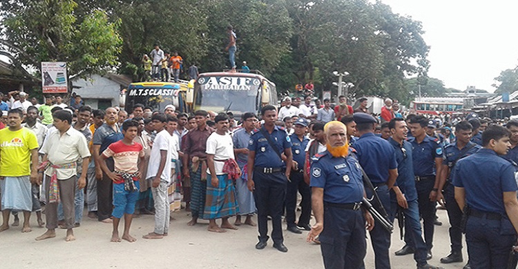 দুই পীরজাদার দ্বন্দ্বে আটরশিতে ১৪৪ ধারা জারি