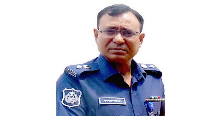 চট্রগ্রাম রেঞ্জের শ্রেষ্ঠ এসপি ড. কামরুজ্জামান