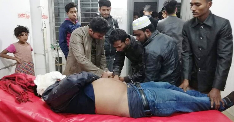 লক্ষ্মীপুরে সড়ক দুর্ঘটনায় বড় ভাই নিহত, ছোট ভাই হাসপাতালে