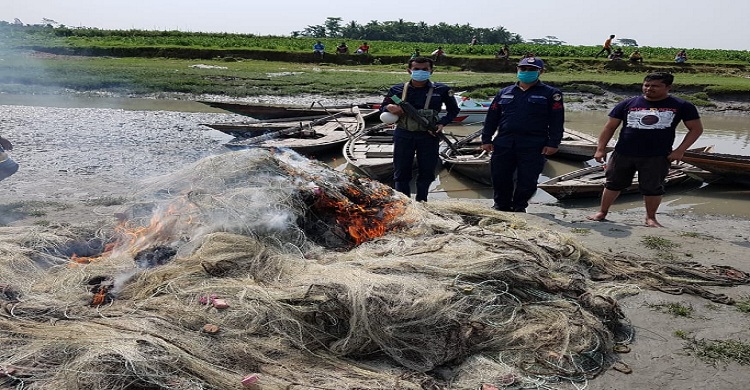 রায়পুরে তিনদিনে ৫০ নৌকা, ৫ লাখ মিটার জাল জব্দ