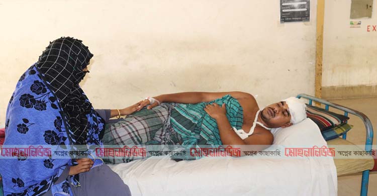 রায়পুরে তাজু মেম্বারের হামলায় প্রবাসী পরিবার হাসপাতালে