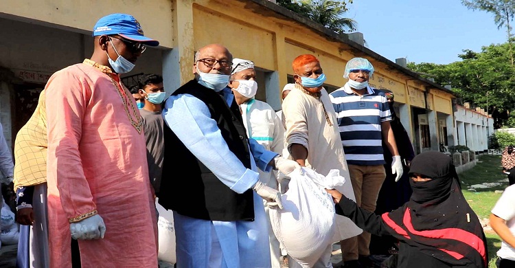 ‘দেশের মানুষ সুস্থ থাকলে প্রধানমন্ত্রী ভালো থাকেন’