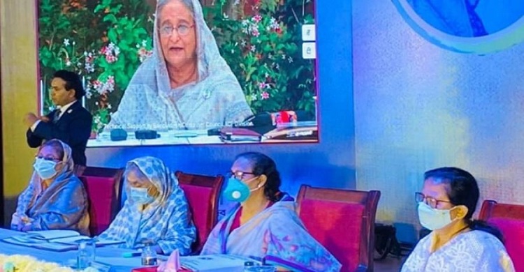 প্রধানমন্ত্রীর স্ত্রী হওয়া সত্ত্বেও আমার মায়ের কোনো অহমিকা ছিল না: শেখ হাসিনা