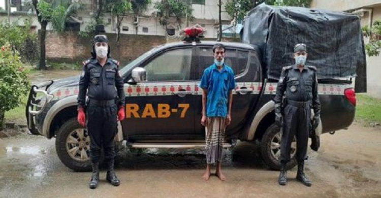 ফেনীতে মসলায় ভেজাল মেশানোর দায়ে গ্রেফতার ১