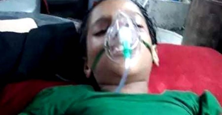 রায়পুরে  পতাকার স্ট্যান্ড ভেঙ্গে ৪র্থ শ্রেণির শিক্ষার্থীর মৃত্যু