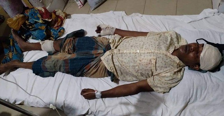 লক্ষ্মীপুরে শ্রমিকলীগ নেতাকে কুপিয়ে জখম