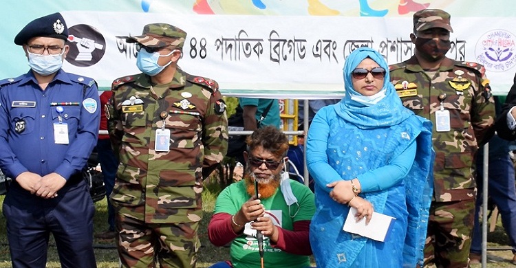 চাঁদপুরে ‘বঙ্গবন্ধু শেখ মুজিব ঢাকা ম্যারাথন’ উদ্বোধন