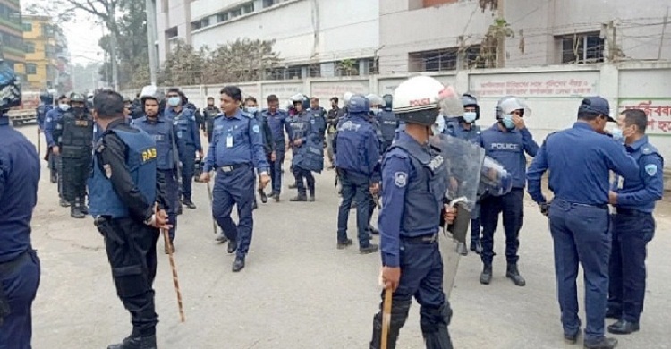 বসুরহাটে ১৪৪ ধারা জারি