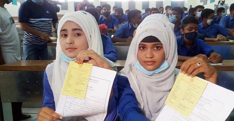 ১২-১৭ বছর বয়সী স্কুলশিক্ষার্থীদের টিকাদান কার্যক্রম শুরু