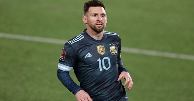 চোটাক্রান্ত মেসিকে নিয়েই আর্জেন্টিনা দল