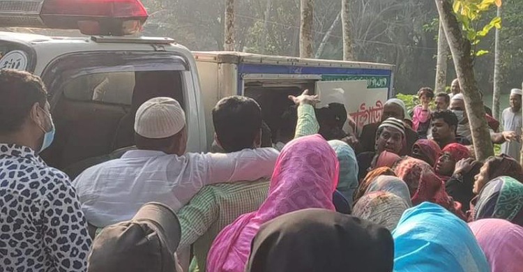 নটর ডেমের ছাত্র নাঈমের জানাজা লক্ষ্মীপুরের গ্রামের বাড়িতে সম্পন্ন