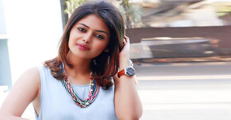 অভিনেত্রী সায়নী গ্রেফতার