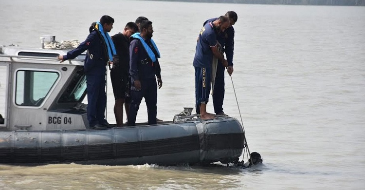 নিখোঁজ ৫ নাবিকের ২ জনের মরদেহ উদ্ধার