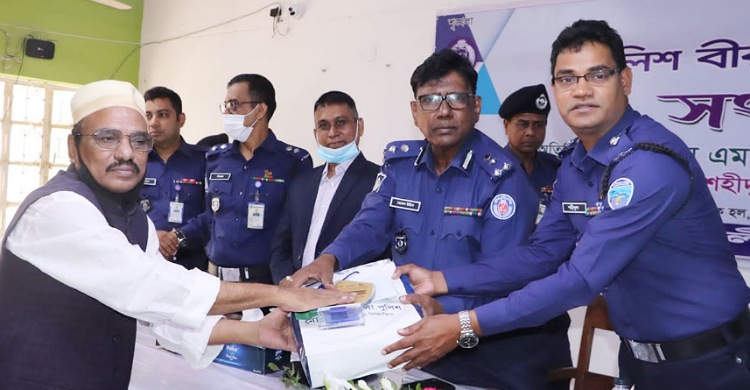 নোয়াখালীতে সংবর্ধনা পেল ২৫ পুলিশ মুক্তিযোদ্ধা