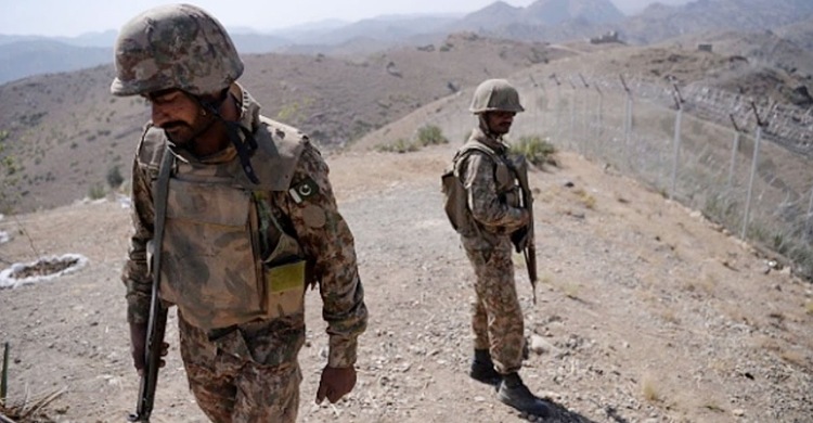 আফগানিস্তান থেকে চালানো হামলায় ৫ পাকিস্তানি সেনা নিহত