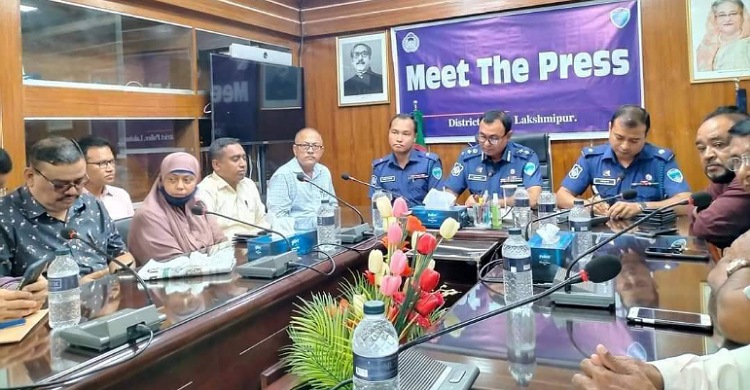 সাংবাদিকরা সবচেয়ে বড় বুদ্ধিমান : লক্ষ্মীপুরে অতিরিক্ত ডিআইজি
