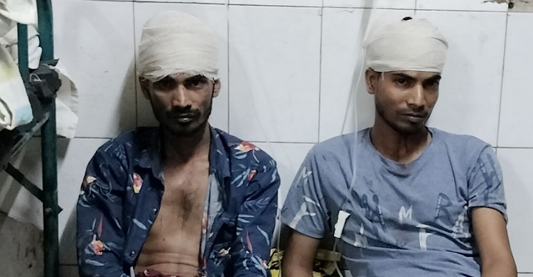 লক্ষ্মীপুরে ‘বড় ভাই’ না ডাকায় দুই সহোদরকে কুপিয়ে জখম