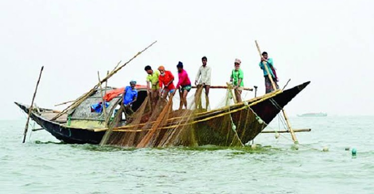 কমলনগরে জনপ্রতিনিধি ও ব্যবসায়ীদের নামে জেলে কার্ড !