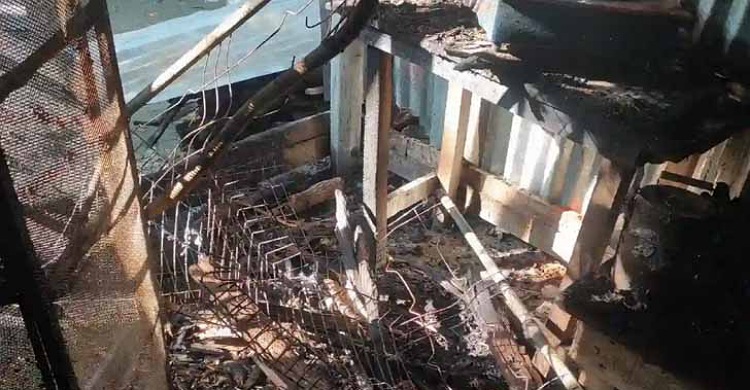রায়পুরে বিয়ে করতে না পেরে গৃহবধূর ঘরে আগুন!