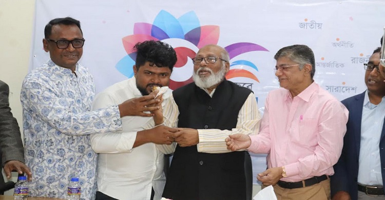 লক্ষ্মীপুর ঢাকা পোস্টের দ্বিতীয় প্রতিষ্ঠাবার্ষিকী উদযাপন