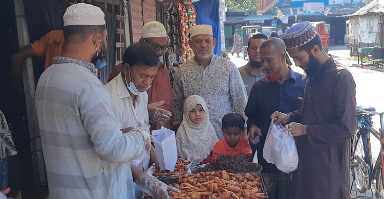 এক টাকায় ইফতার!