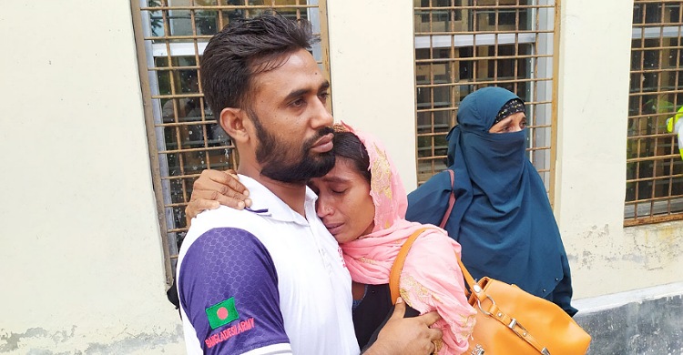 অ্যাম্বুলেন্স দুর্ঘটনায় দগ্ধ চালকের মৃত্যু, নিহত বেড়ে ৮