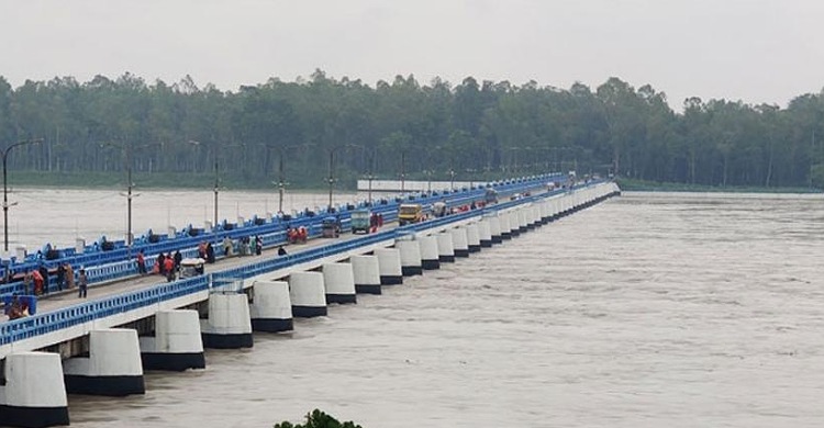 তিস্তায় পানি বেড়ে ৩০ গ্রামে প্লাবিত, পানিবন্দি ২০ হাজার মানুষ
