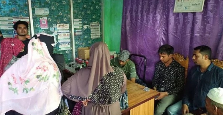 রায়পুরে সব রোগের চিকিৎসা করেন ‘মেশিন ডাক্তার’