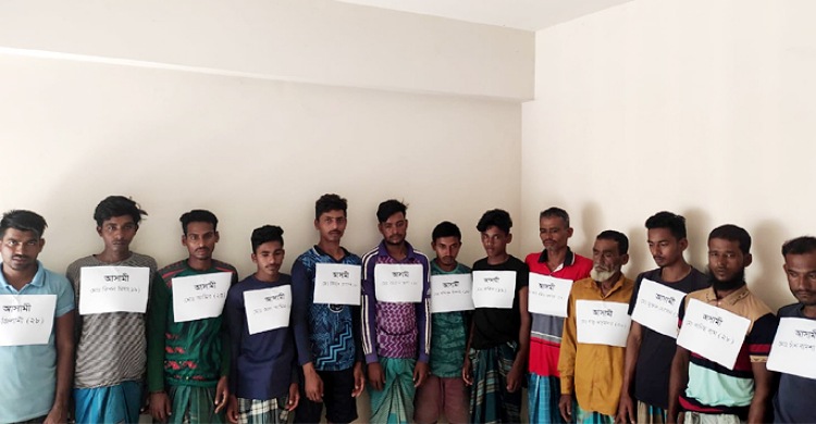 চাঁদপুরে ১০০ জেলে আটক