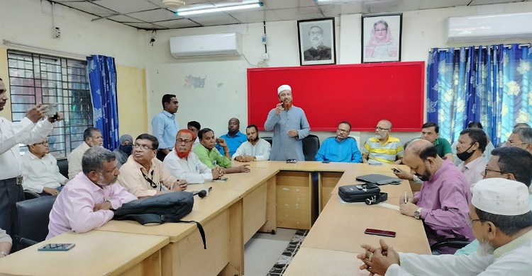 উপনির্বাচন : লক্ষ্মীপুরে সাংবাদিকদের সঙ্গে তিন প্রার্থীর মতবিনিময়