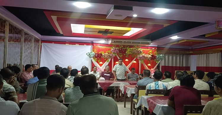 লক্ষ্মীপুরে বাজুসের নির্বাচন বানচালের অভিযোগে প্রতিবাদ সভা